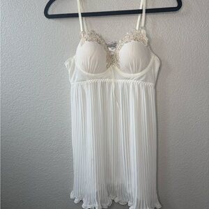 Linea Donatella Cream Pleated Chemise